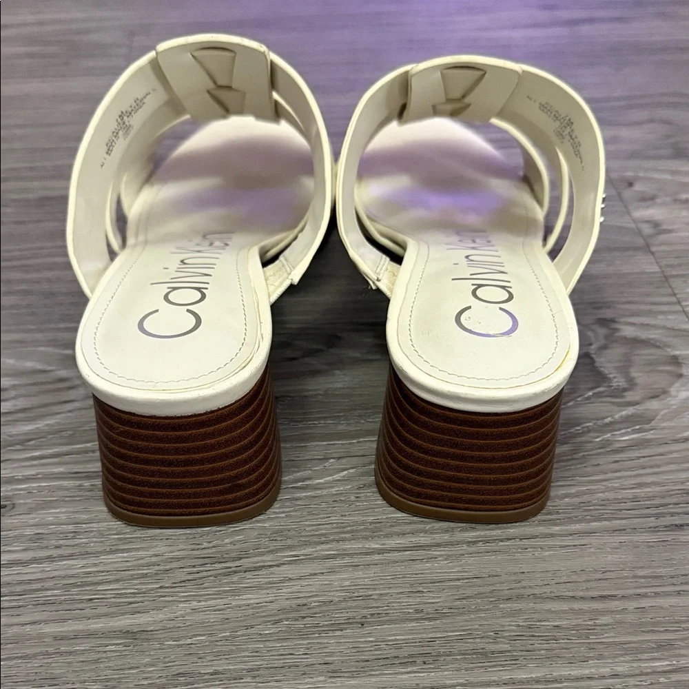 Calvin Klein Audrey White Slip On Block Heel Mule Sandals Size 7